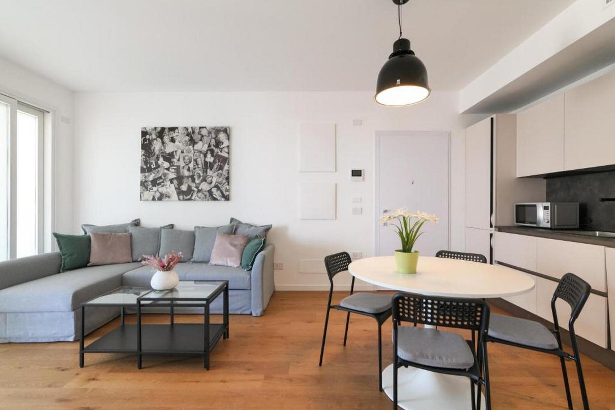 Lovely Terrace Apartment - Porta Romana District Milano Eksteriør billede